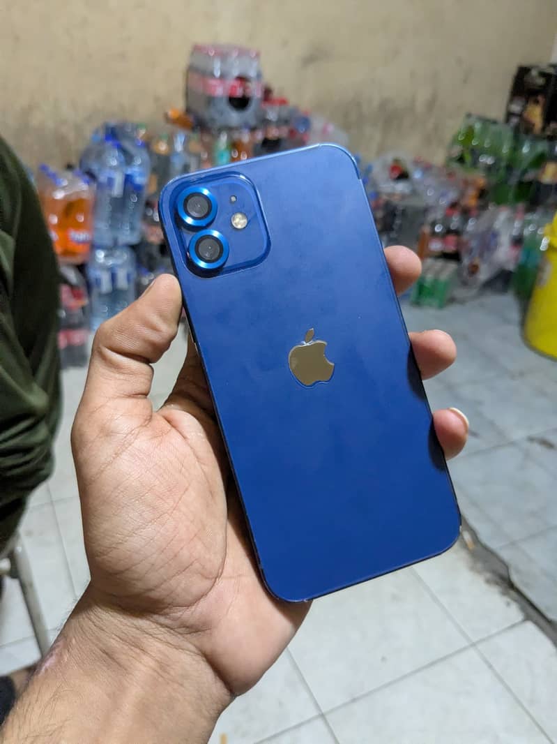 Apple iPhone 12 1