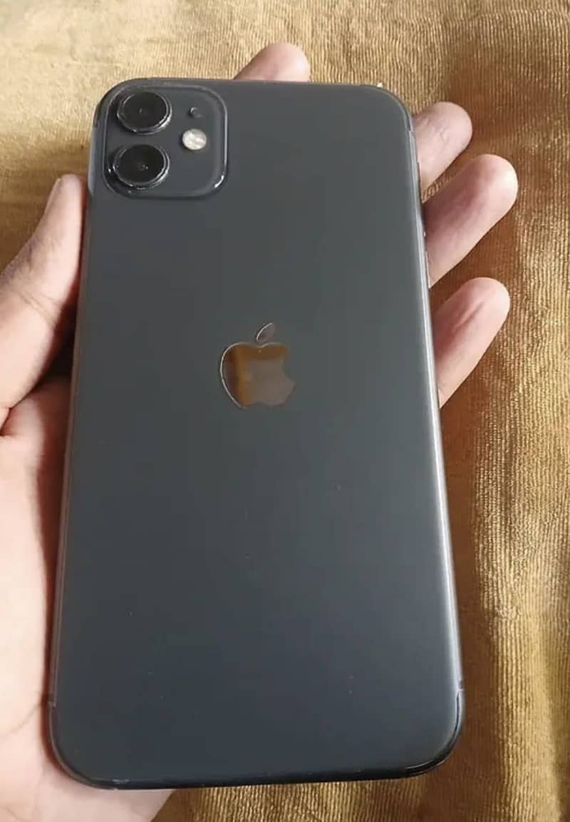 Apple iPhone 11 4