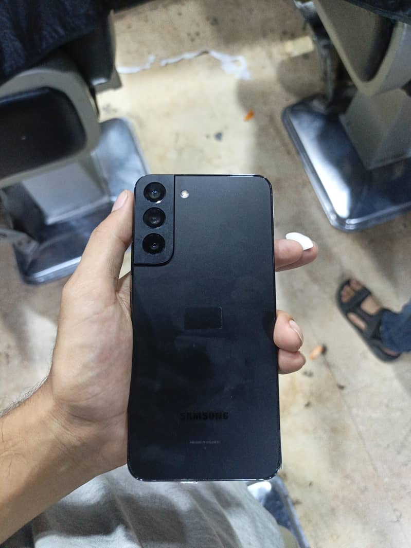 Samsung S22 Plus 0