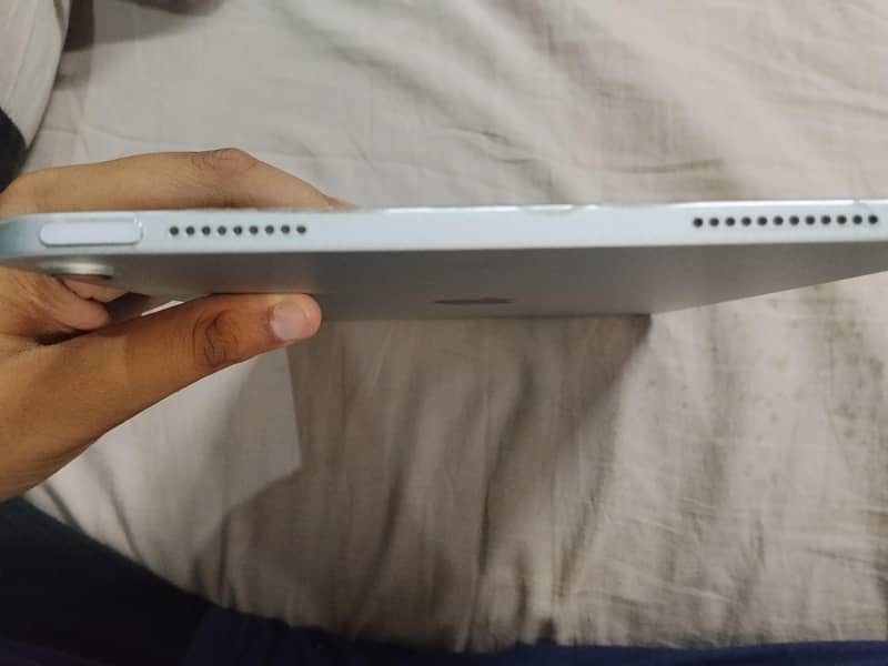Apple iPad A16 4