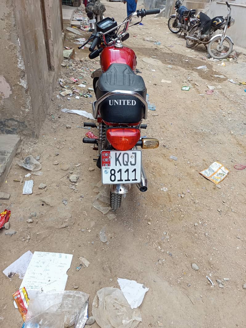 United 70cc 4
