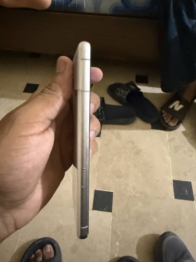 Google Pixel 7 3
