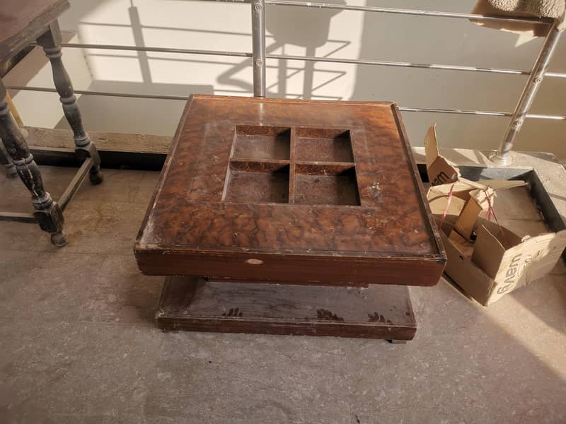 3 seater sofa and table 2