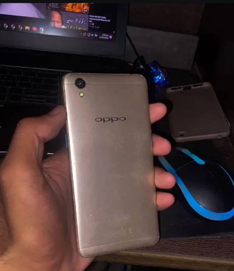 OPPO A37 1