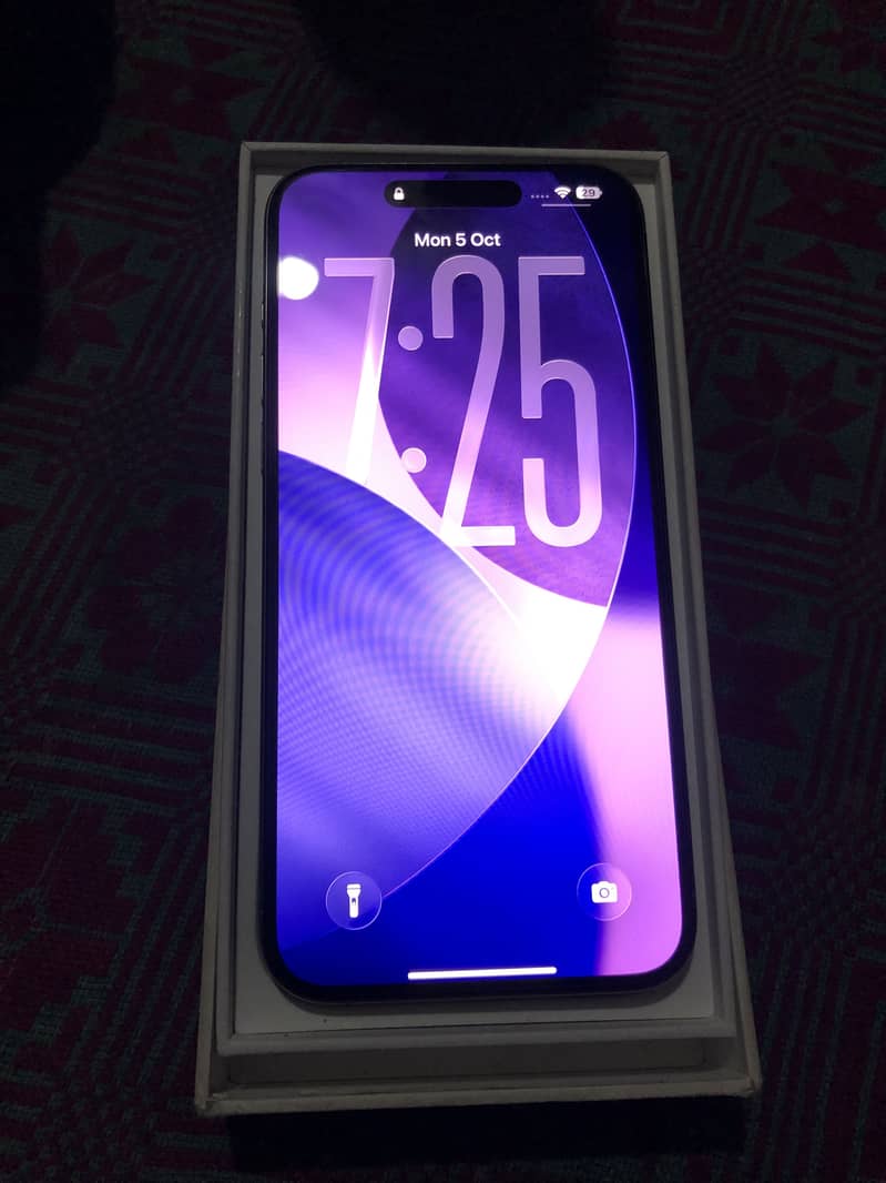 Apple iPhone 15 Pro Max 4