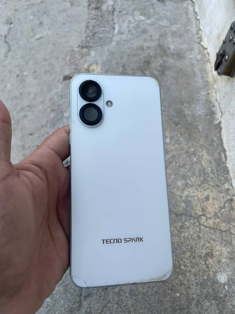 Tecno Spark Go 0