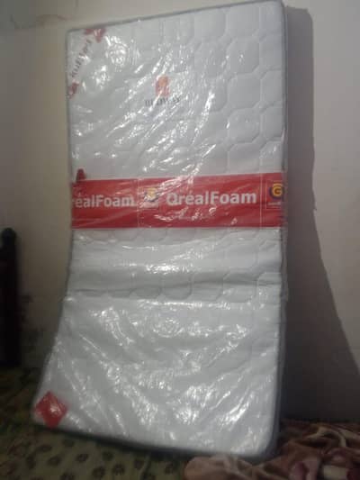 qreal foam. . . brand new. . . uz ni kiya onli sell