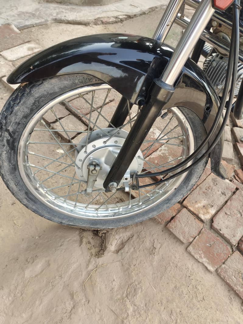 Honda 100 4