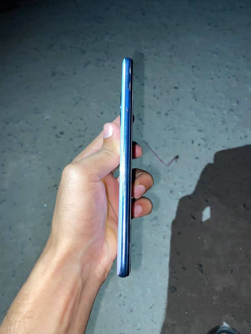 Infinix Note 7  4+128 3