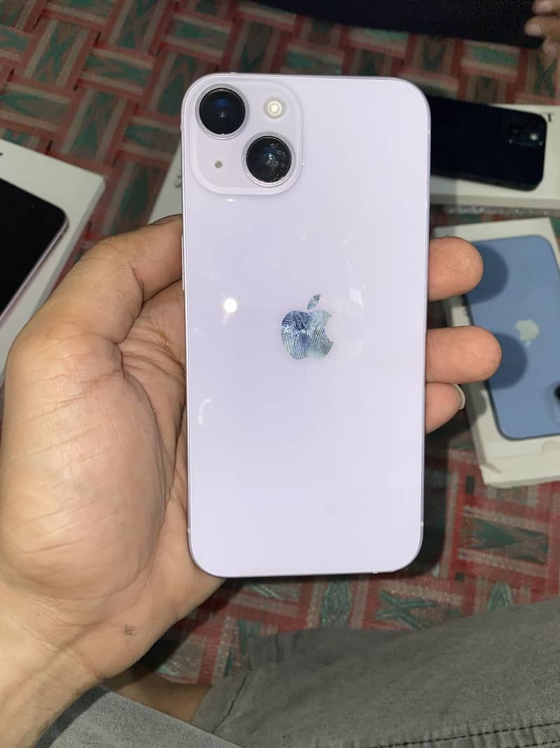 Apple iPhone 14 1