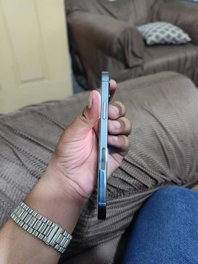 Apple iPhone 12 Pro 5