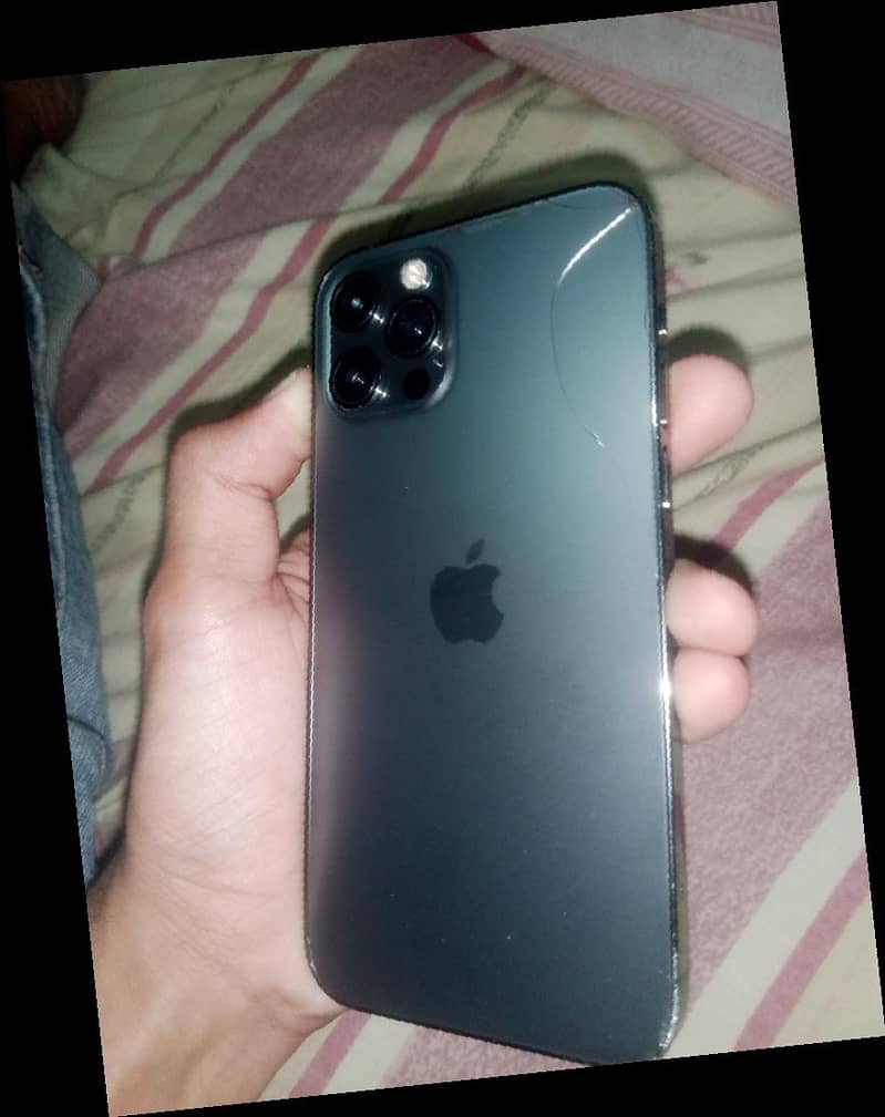 Apple iPhone 12 Pro 1