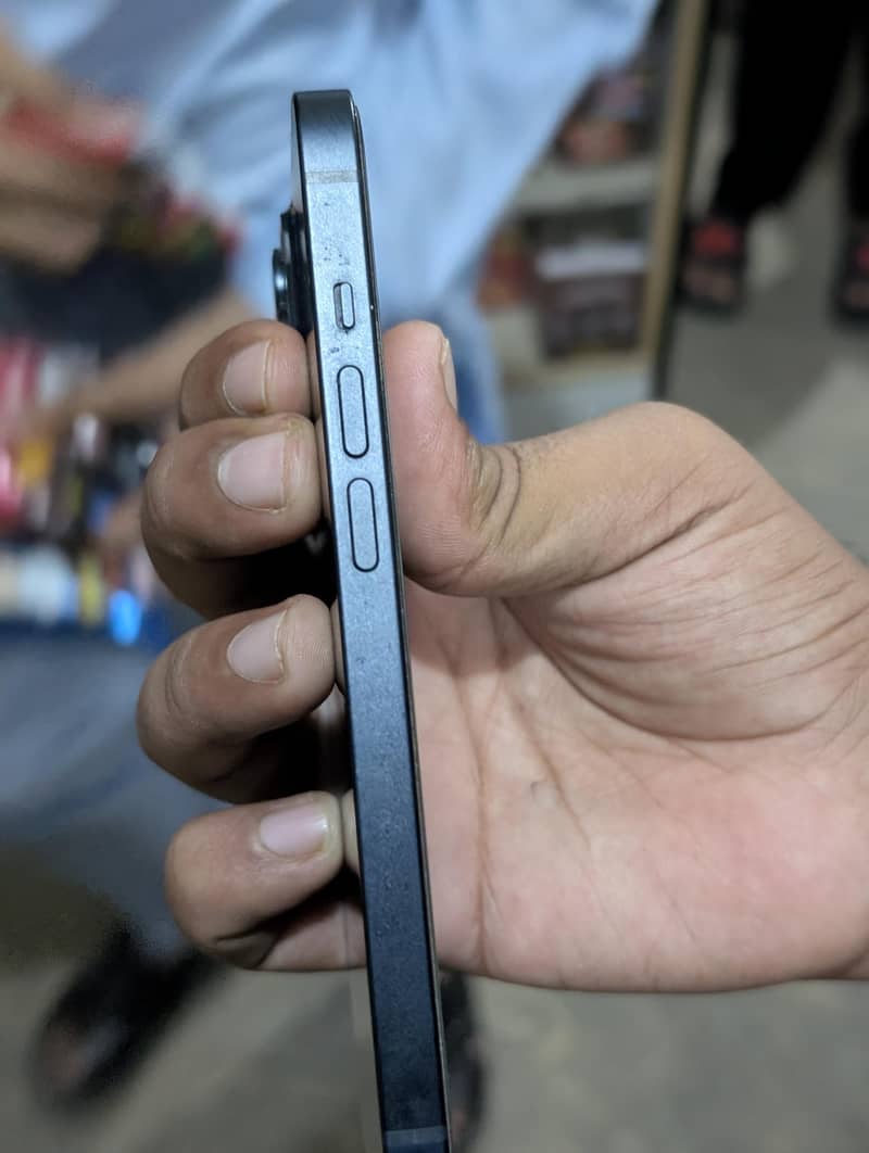 Apple iPhone 14 2