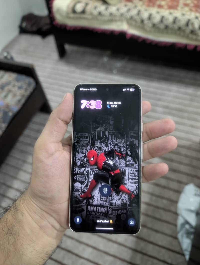 Google Pixel 8 3