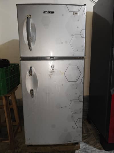 Haire Refrigerator HRF 272