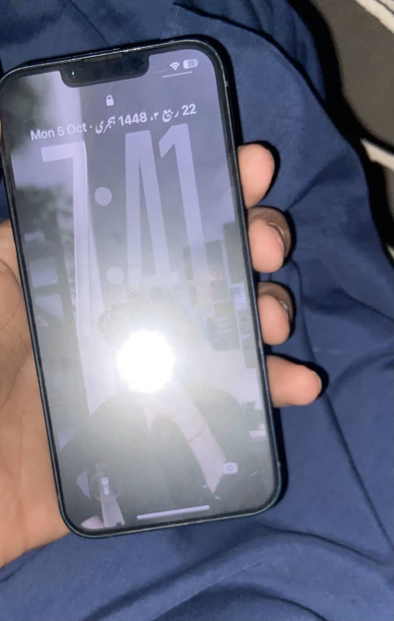 Apple iPhone 13 2