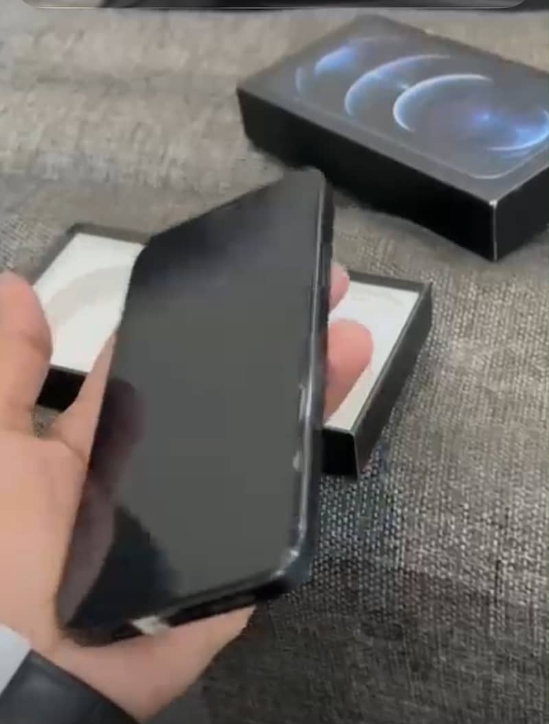 Apple iPhone 12 Pro 0