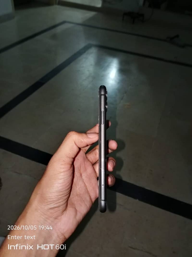 Apple iPhone 11 1