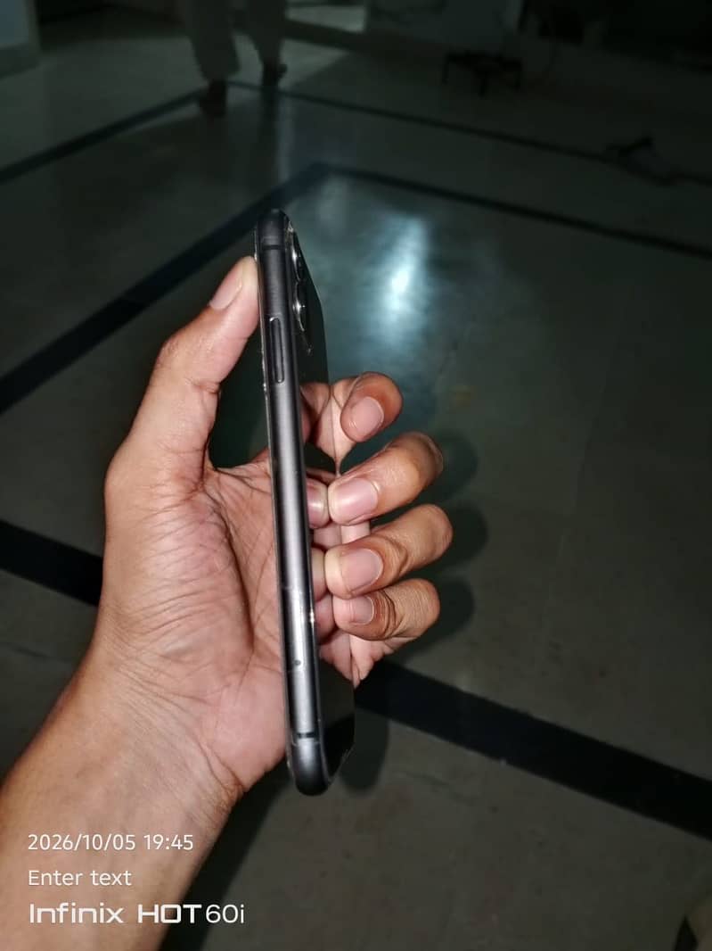 Apple iPhone 11 2