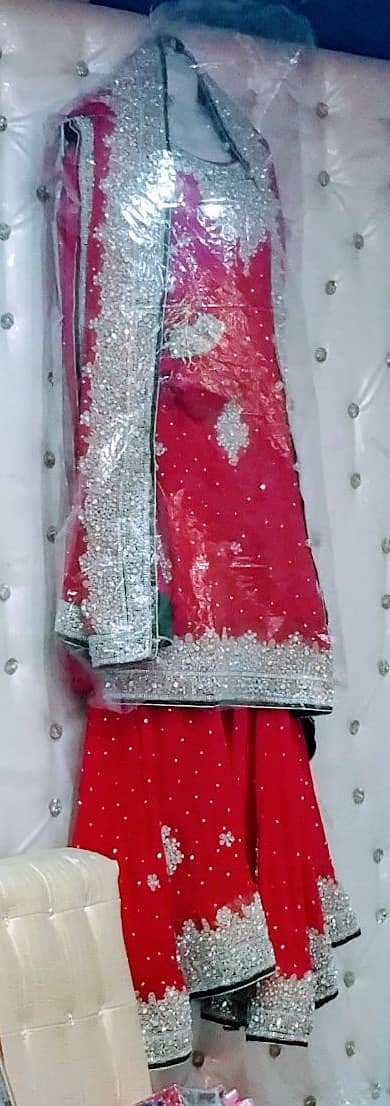 Red lehnga 1