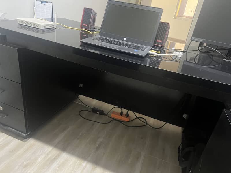 Executive Office Table (L shaped) 3