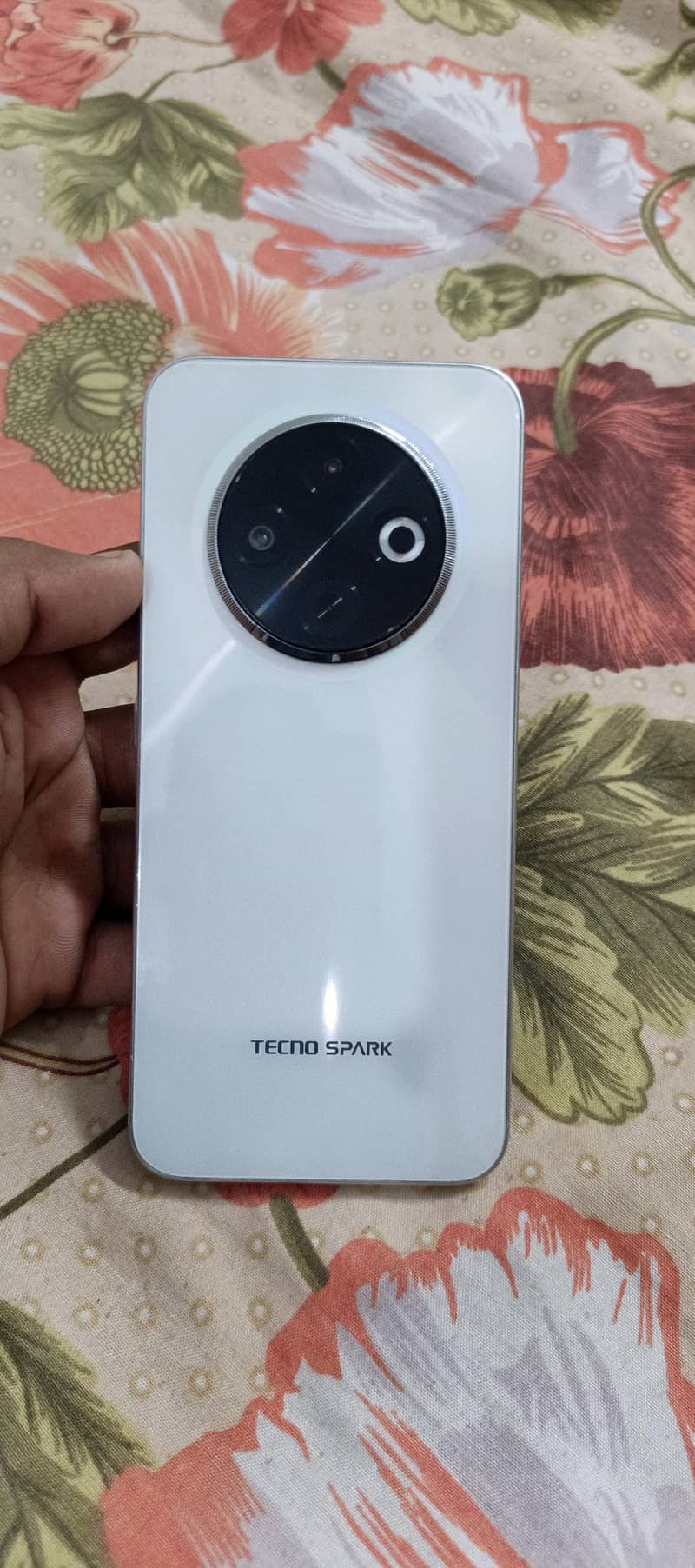 Tecno SPARK 30C 3