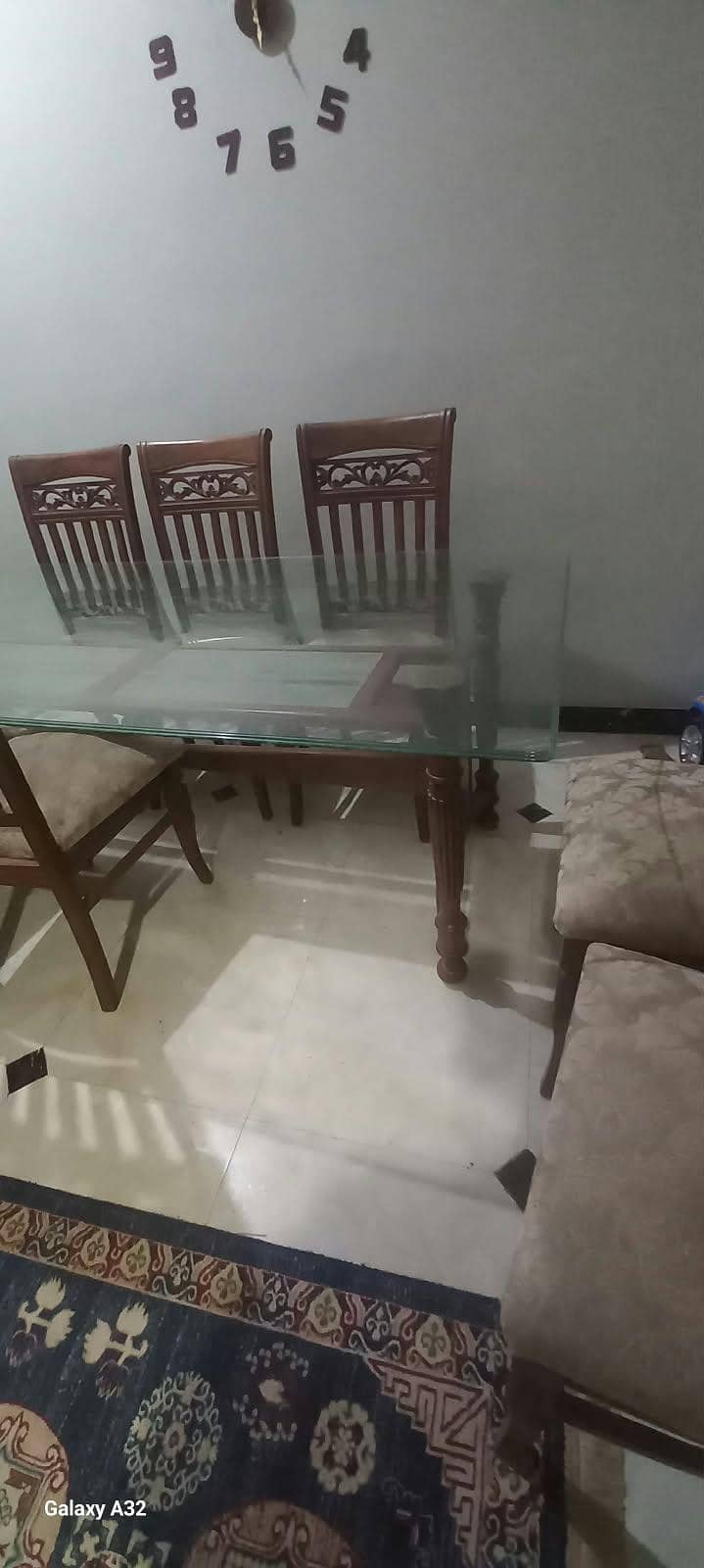 dining table & chairs 1