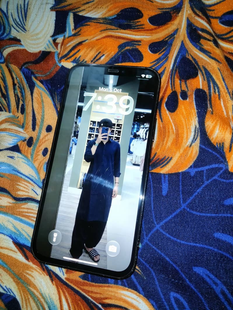 Apple iPhone 12 Pro 3