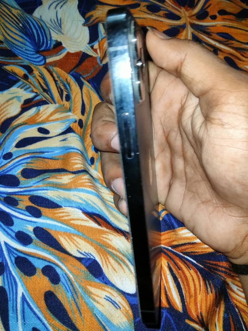 Apple iPhone 12 Pro 4