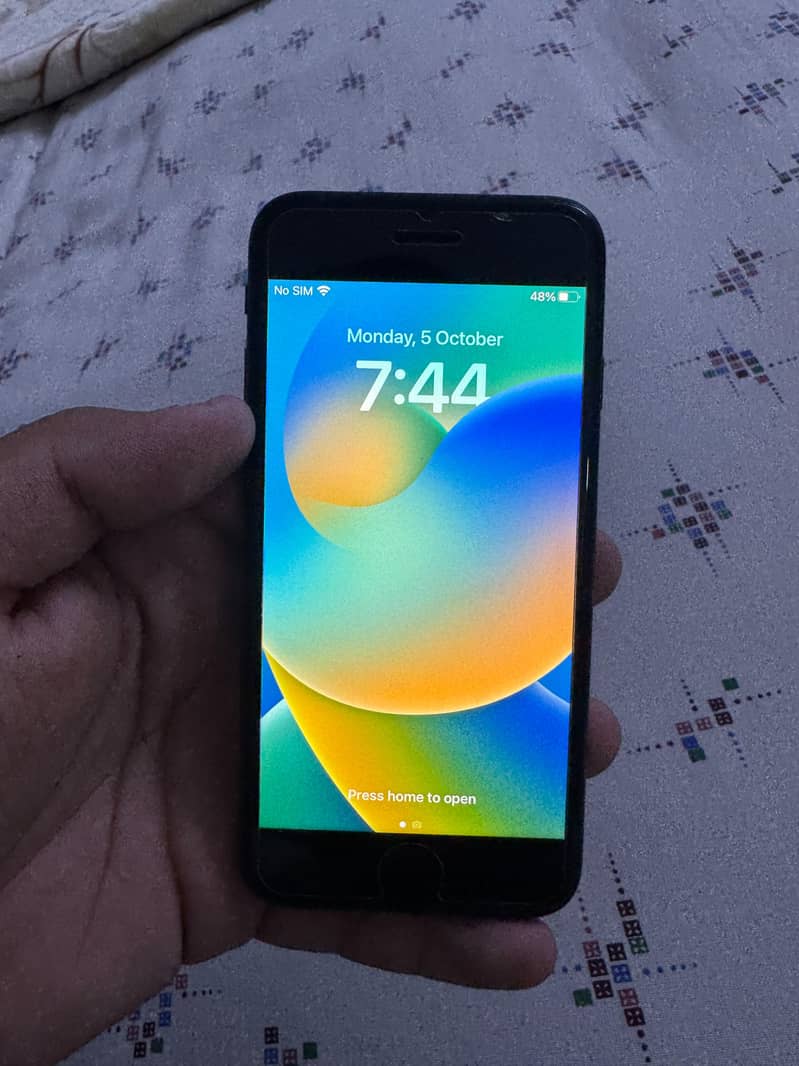 Apple iPhone 8 2