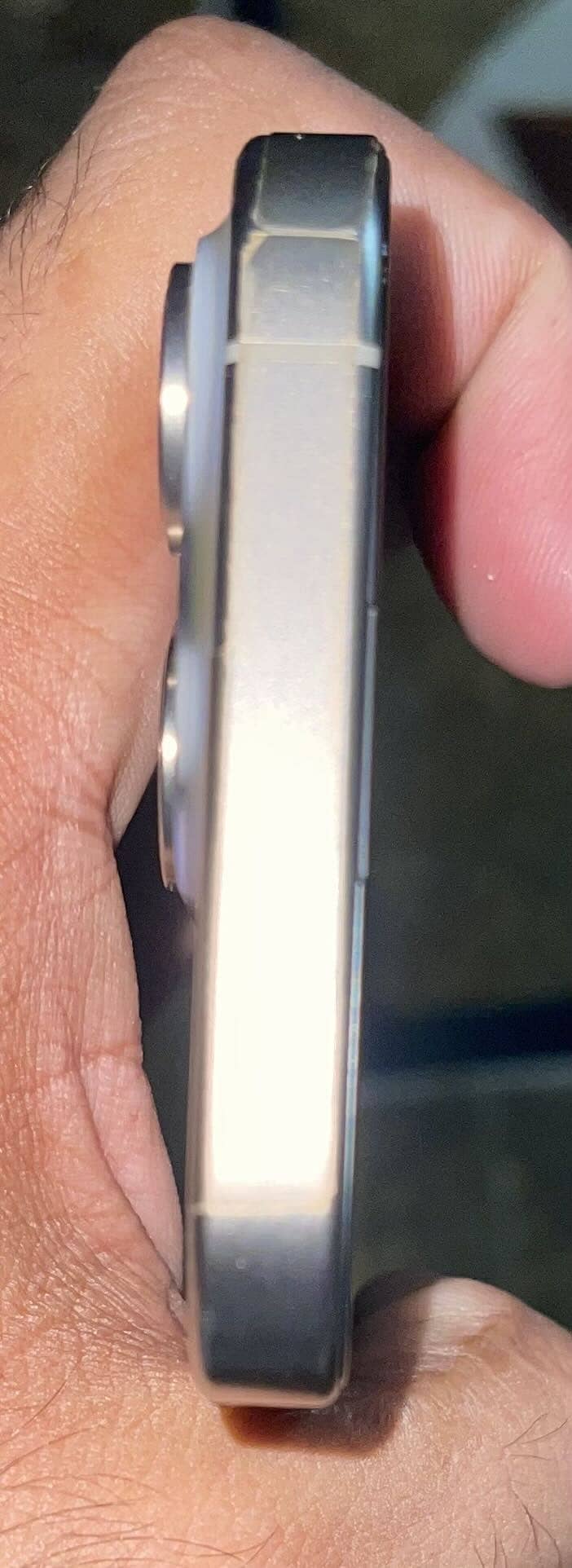 Apple iPhone 15 Pro 0