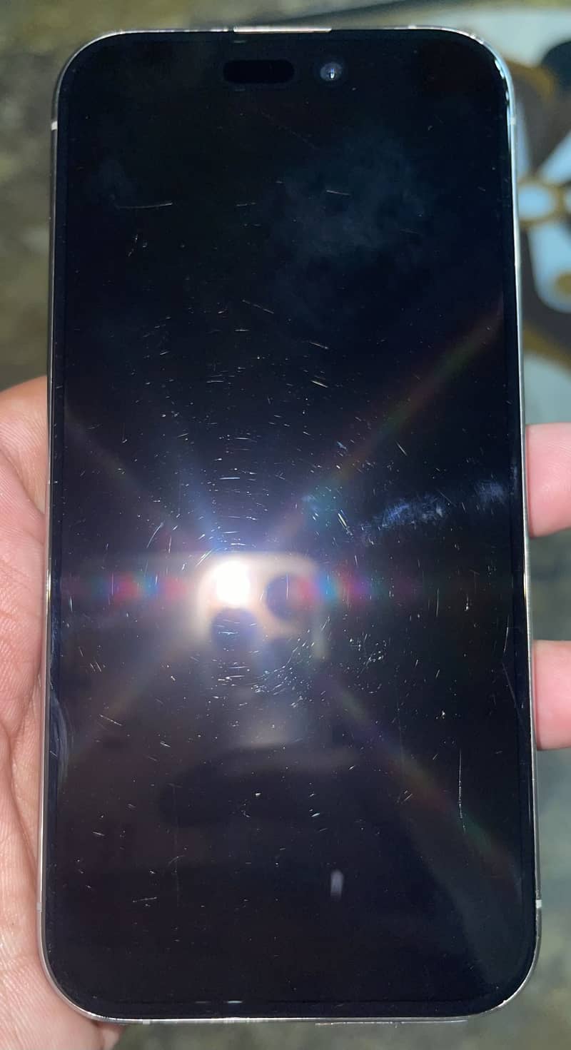 Apple iPhone 15 Pro 2