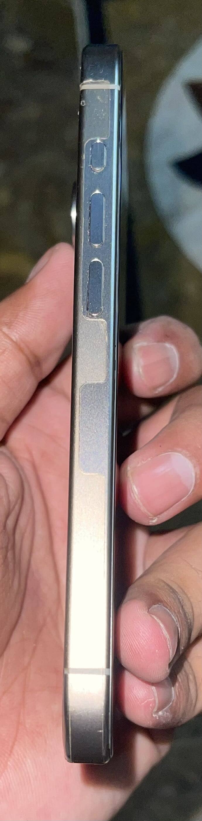 Apple iPhone 15 Pro 3