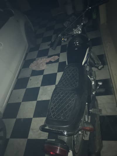 Honda great motercycle black Cg125