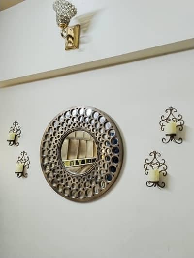 mirror and 4 candle stand