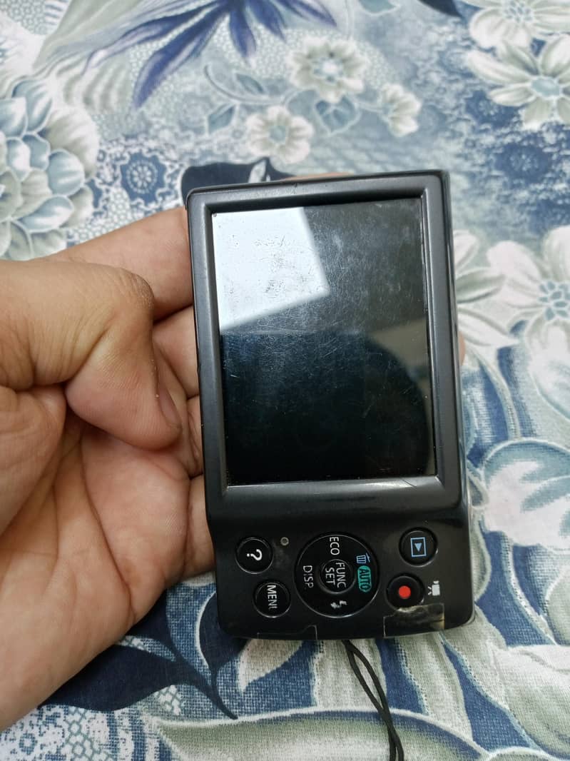 Canon Digital Camera | 20 mega pixel 1