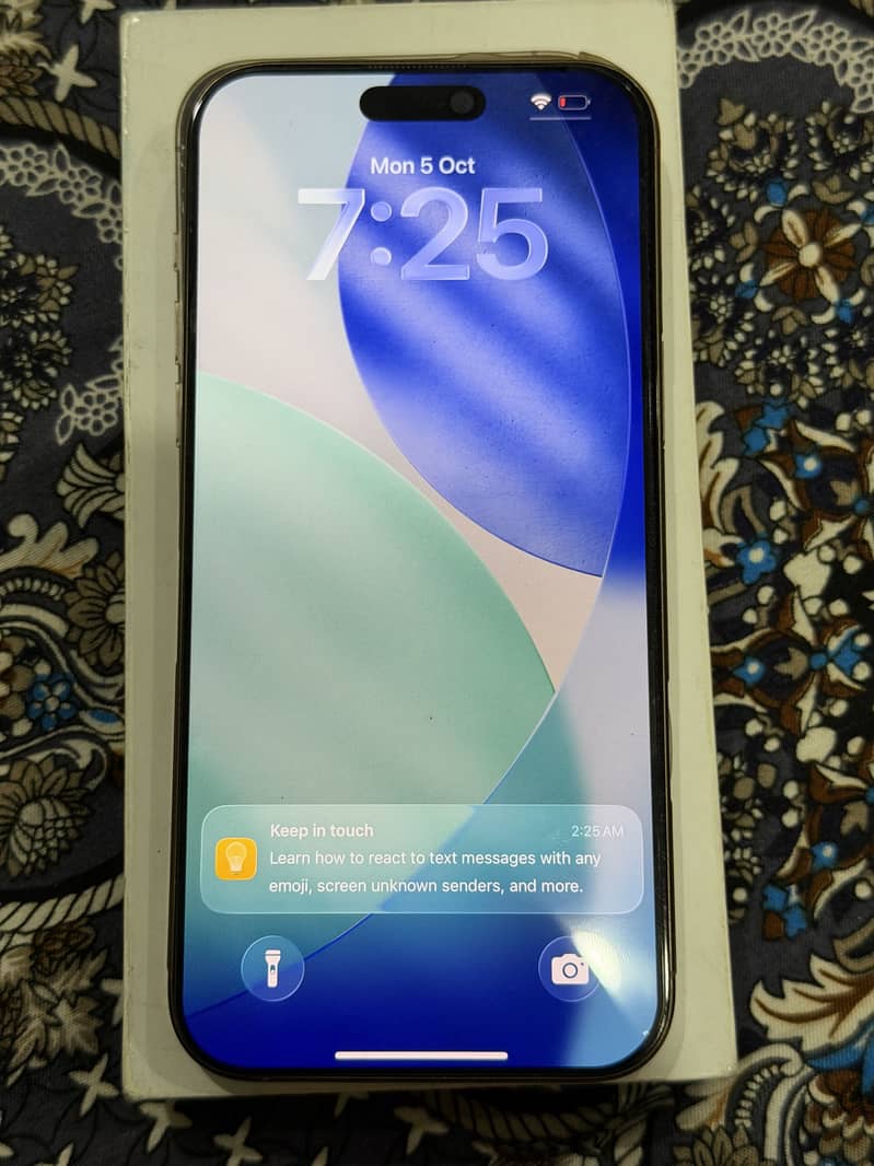 Apple iPhone 16 Pro Max 2