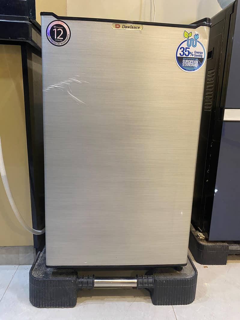 Dawlance mini refrigerator 0