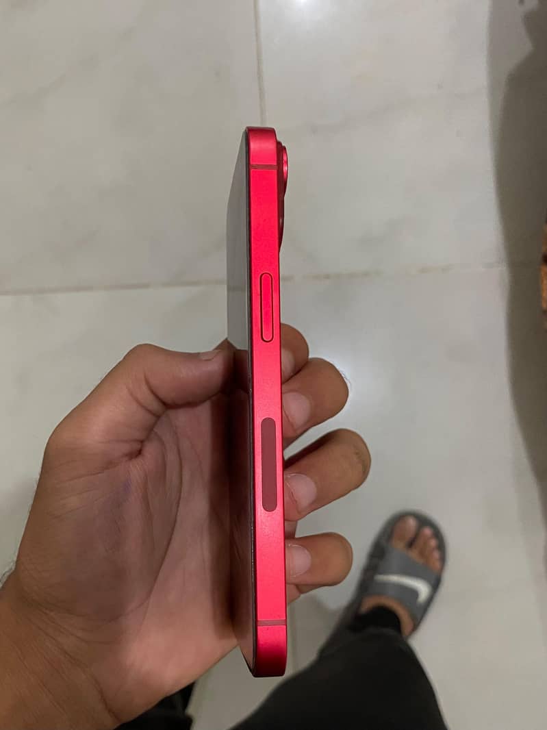 Apple iPhone 14 3