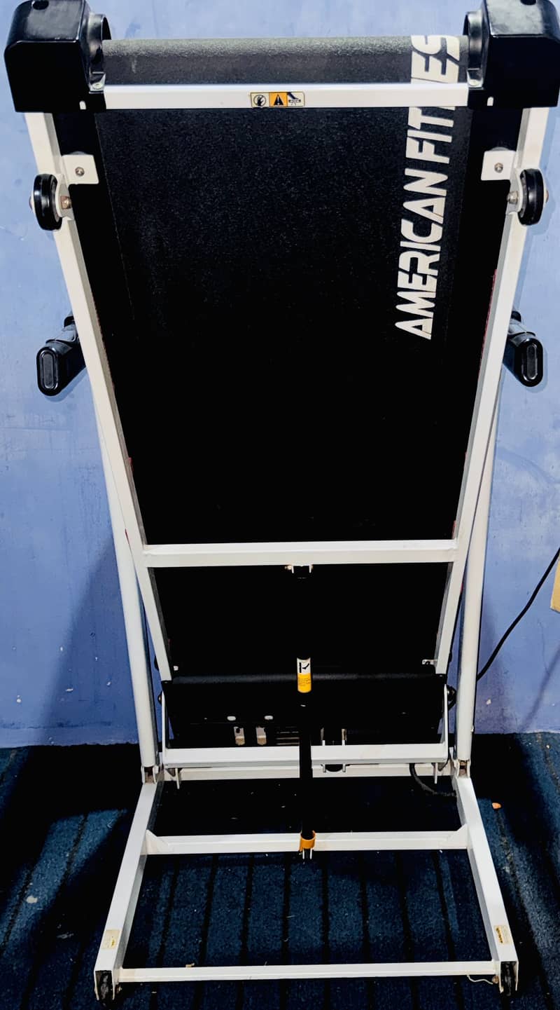 Treadmill 9