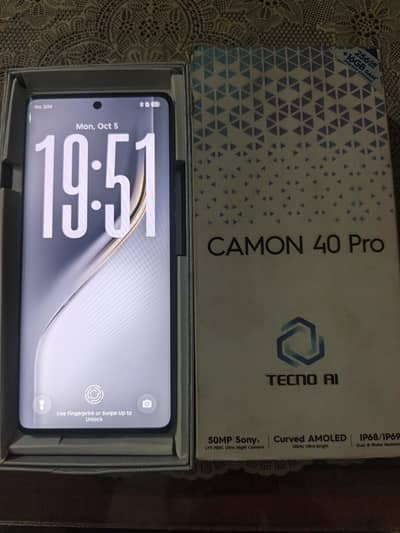 camon 40 Pro' 8/256gb- 9.5/10 box charger full complete- G100 chipset