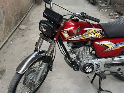 Honda CG 125 2025