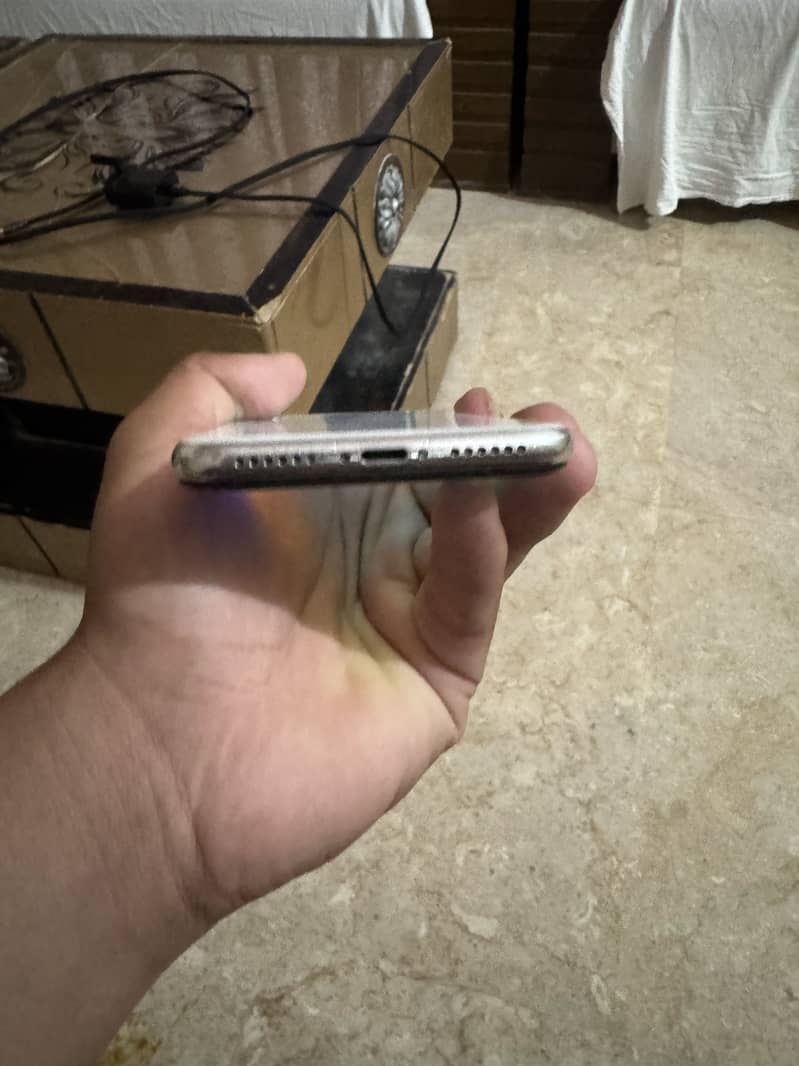 Apple iPhone X 7