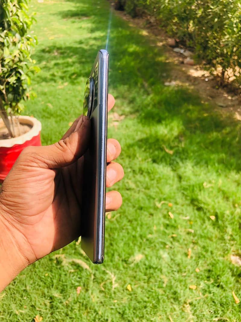 Tecno Spark 20 Pro Plus 5
