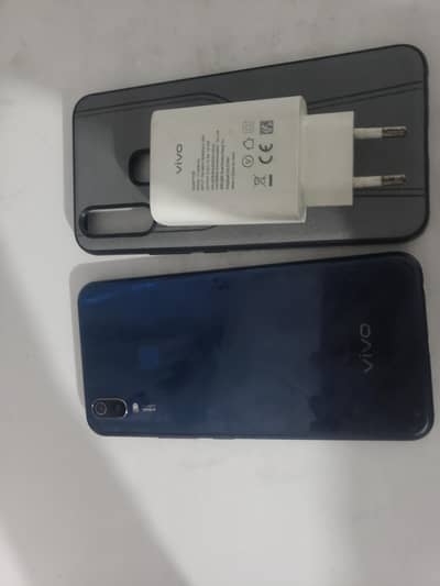 Vivo Y11
