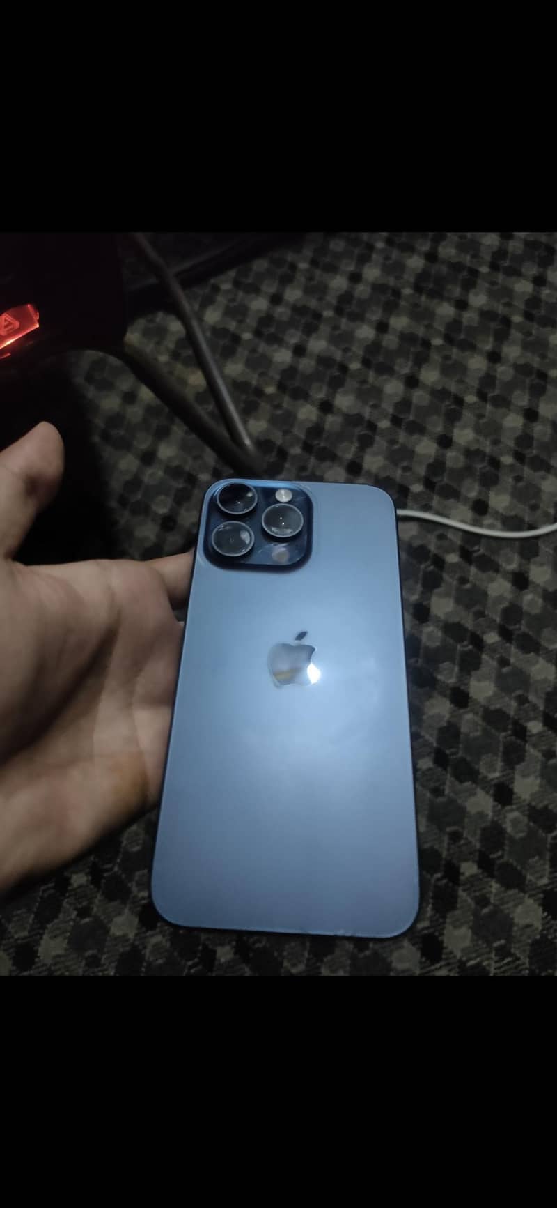 Apple iPhone 15 Pro Max 1