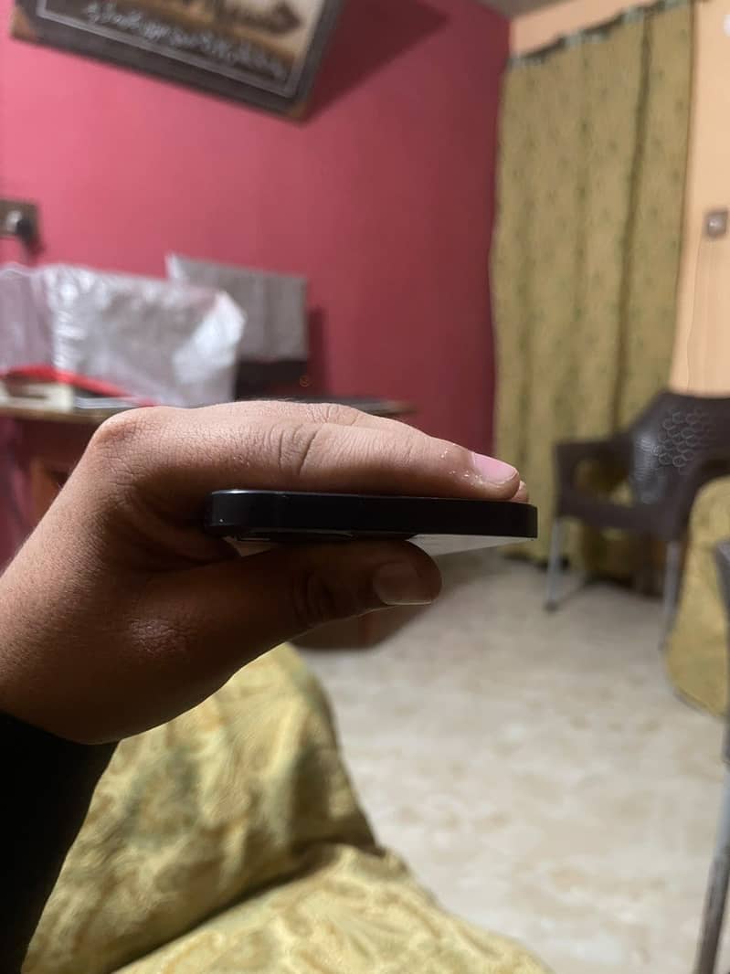 Apple iPhone 12 5