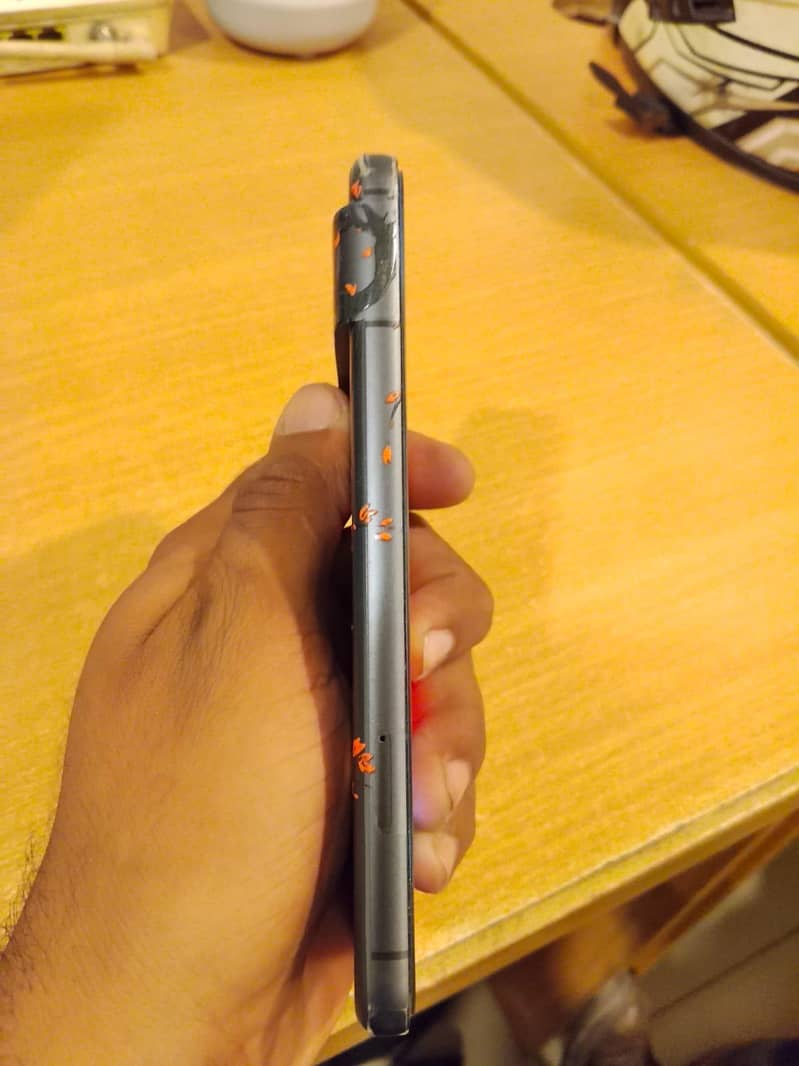 Google Pixel 8 3