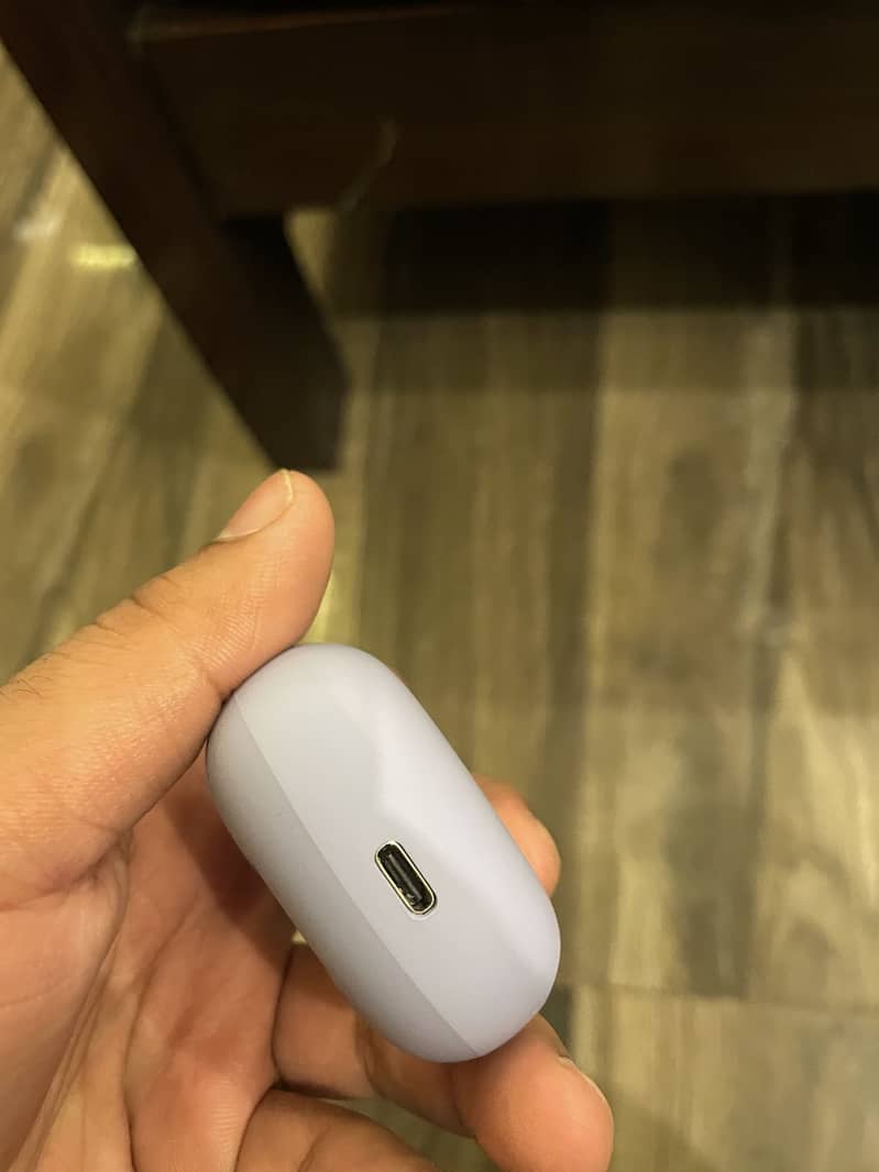 Zero wave pro earbuds 1