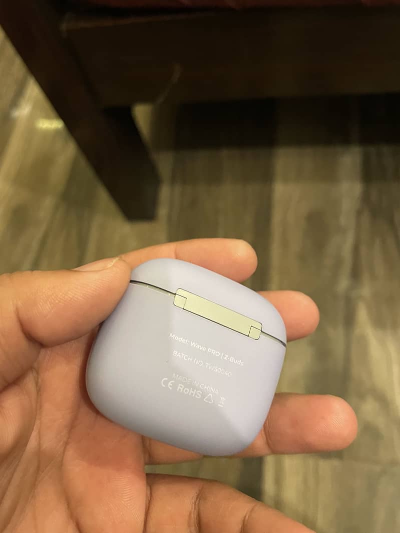 Zero wave pro earbuds 4